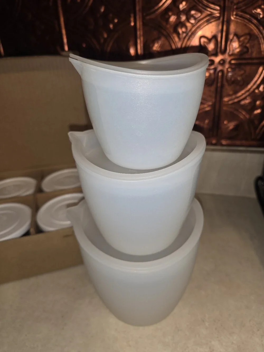 Pampered Chef White Stackable Silicone Storage Cups with Lids